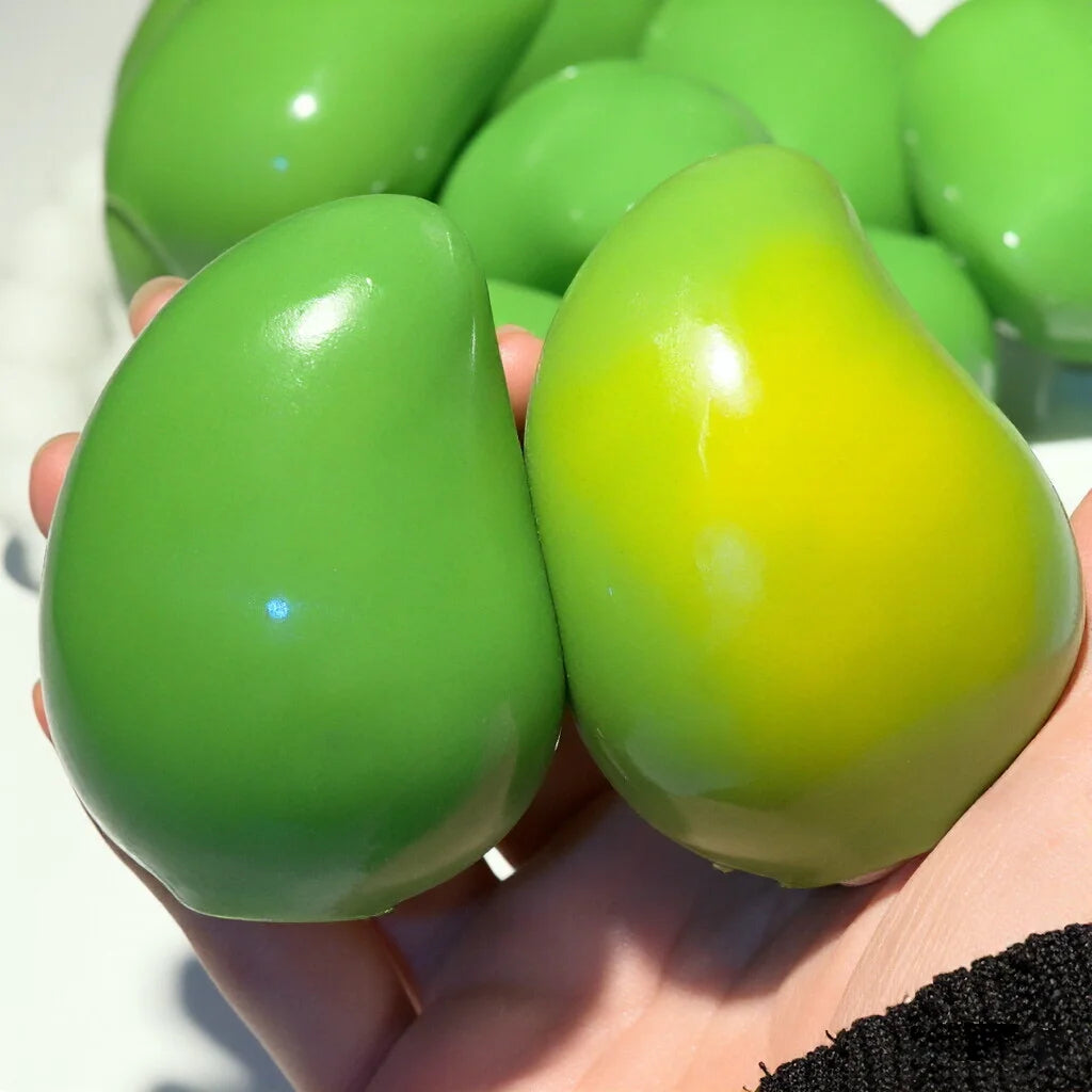 MangoMorph™ Color-Changing Squishy